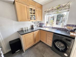 Kitchen- click for photo gallery